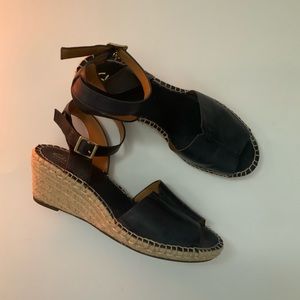 Leather Clarks Artisan Espadrille Navy NWOT